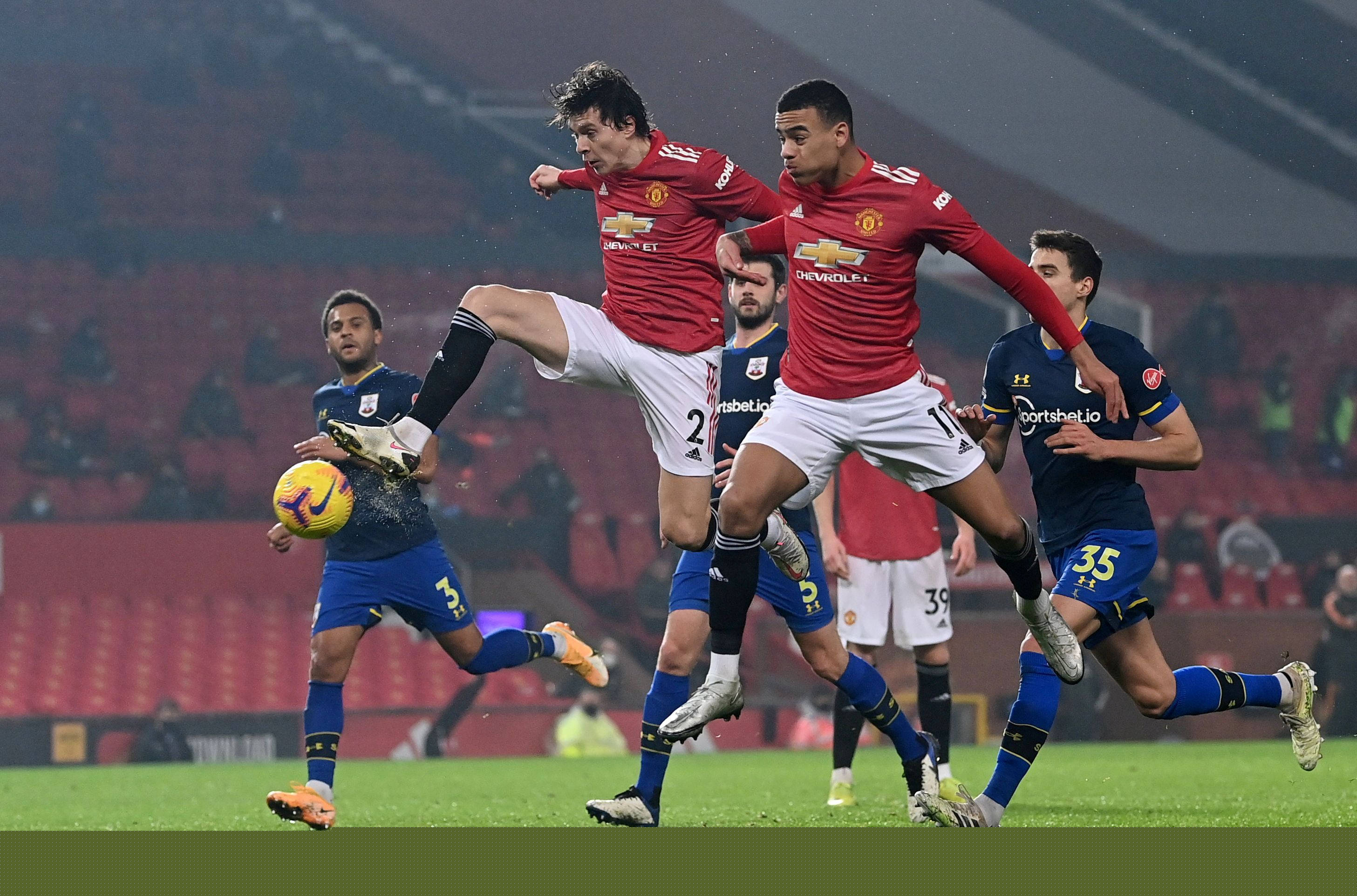 康宁汉姆半场15+7+4，超七成命中率带队领先17分